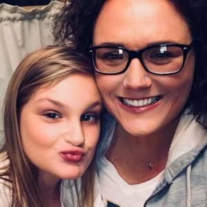 Meet your Posher, Angela